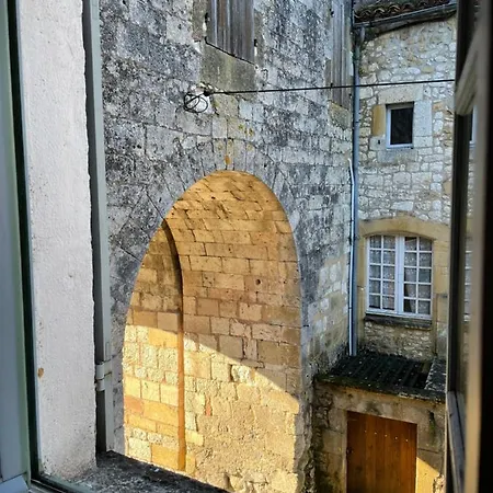 Monpazier Gite מונפזייר